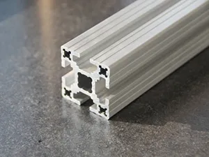 機械用ブラケット