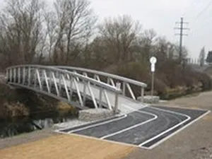 標準アルミ押出材と圧延形材